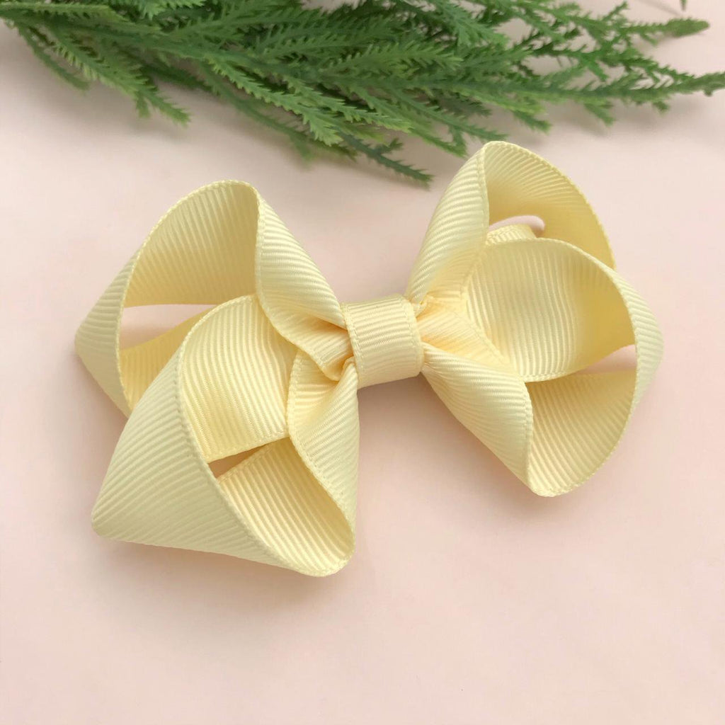 Laço Bela M na Faixinha