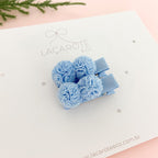 Dupla de Hair Clips com Pompons Frufru Mini na Presilha