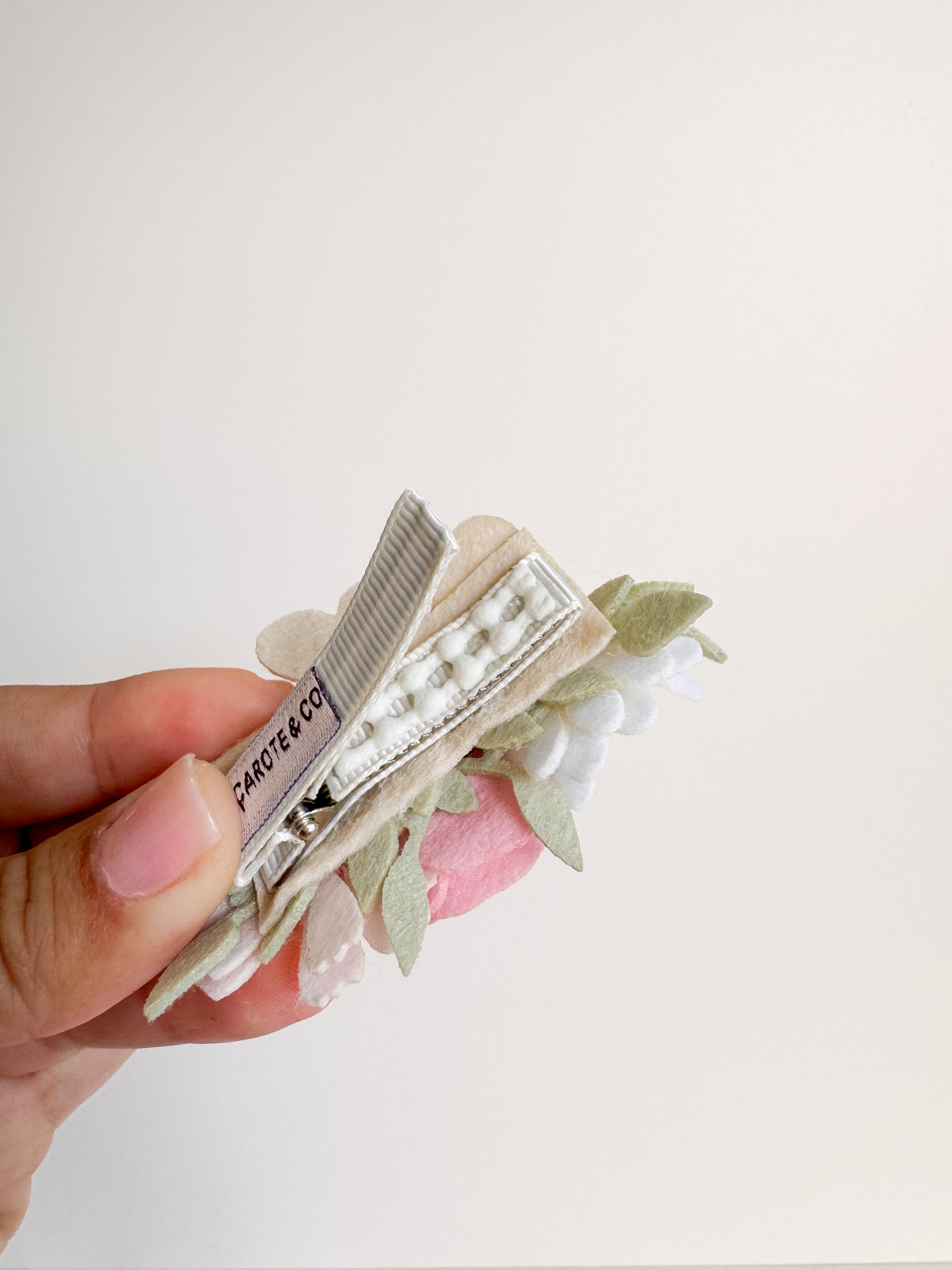 Orelhinhas de Coelha na Presilha - Coleção Jardim de Páscoa