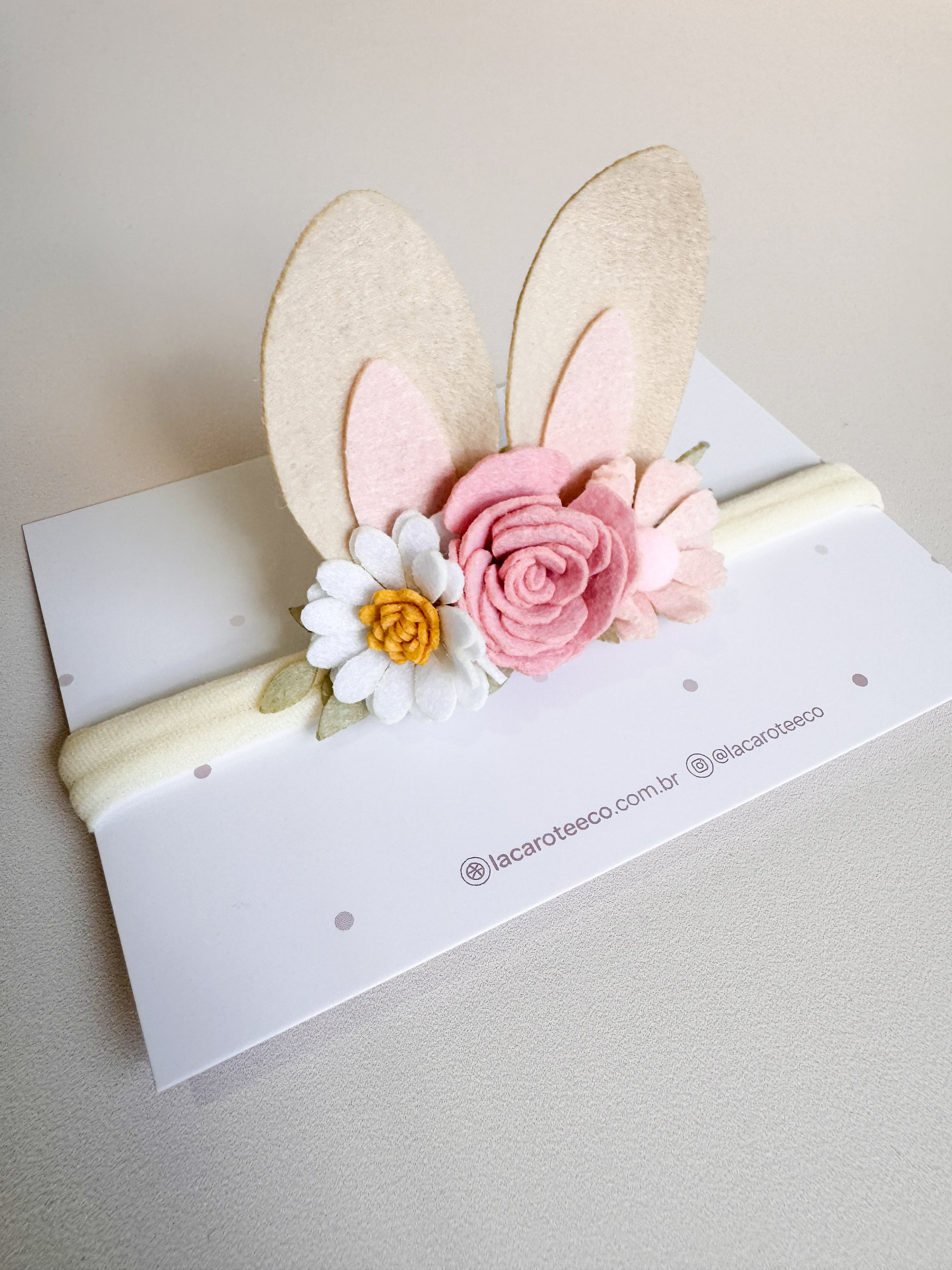 Orelhinhas de Coelha na Faixinha - Coleção Jardim de Páscoa