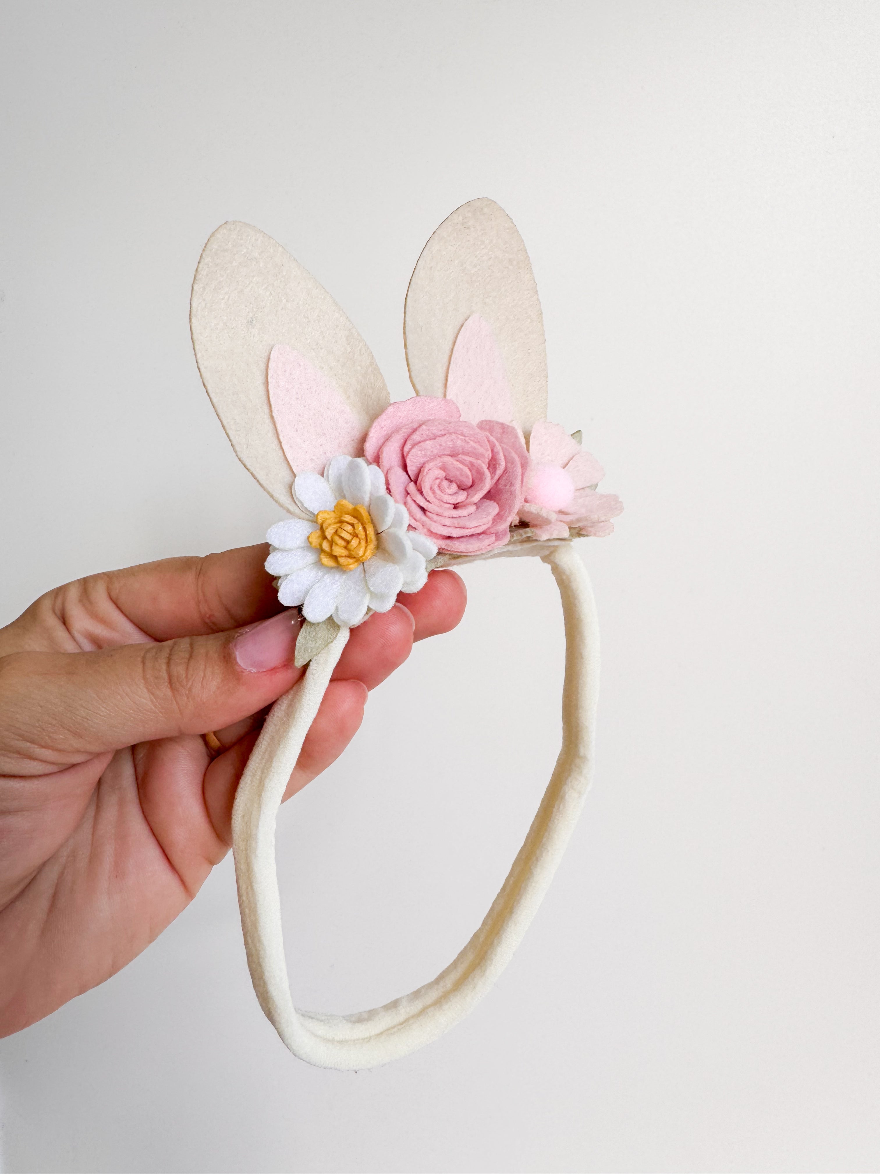 Orelhinhas de Coelha na Faixinha - Coleção Jardim de Páscoa