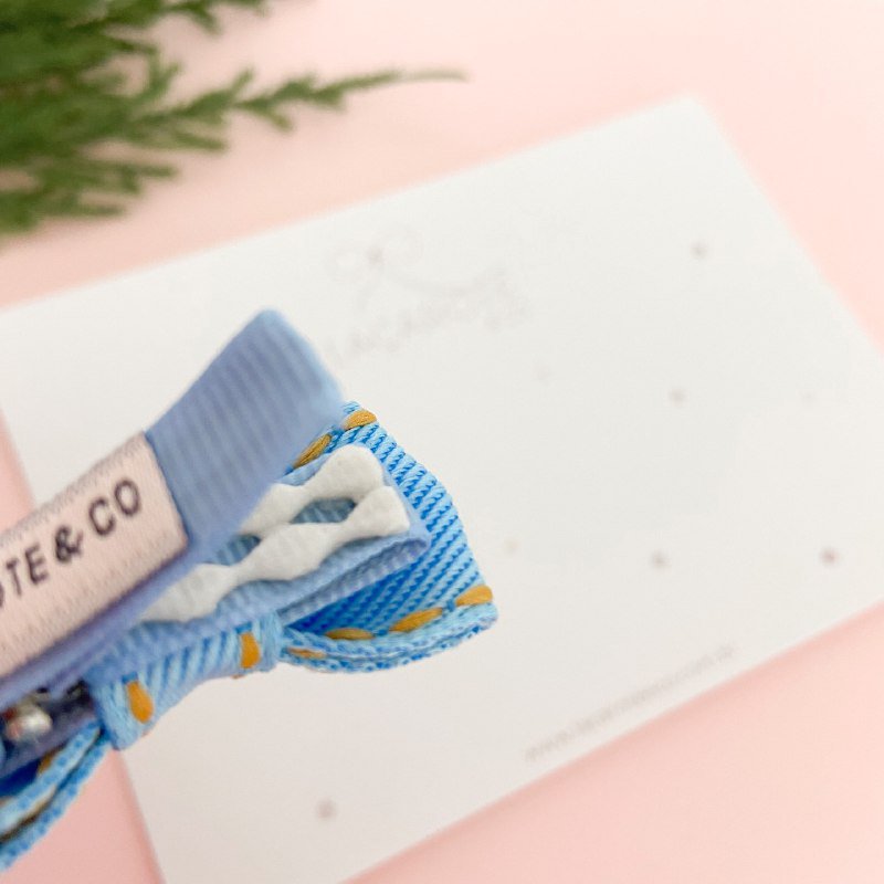 Laço Júlia Jeans Mini na Presilha