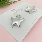 Dupla Clips Estrelas Prateadas Mini na Presilha